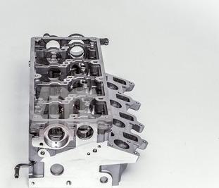 AMC 908728K - Головка цилиндра autobalta.com